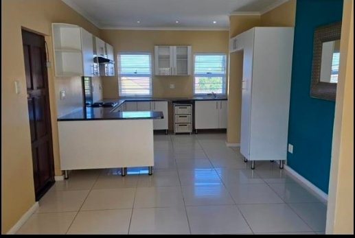 3 Bedroom Property for Sale in Beacon Bay Eastern Cape